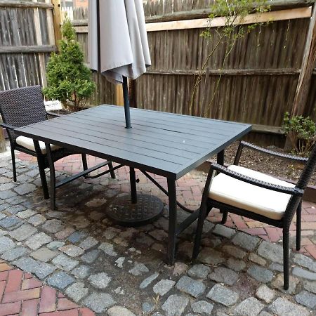 Apartamento Parking - Private Entrance - King Beds Boston Exterior foto